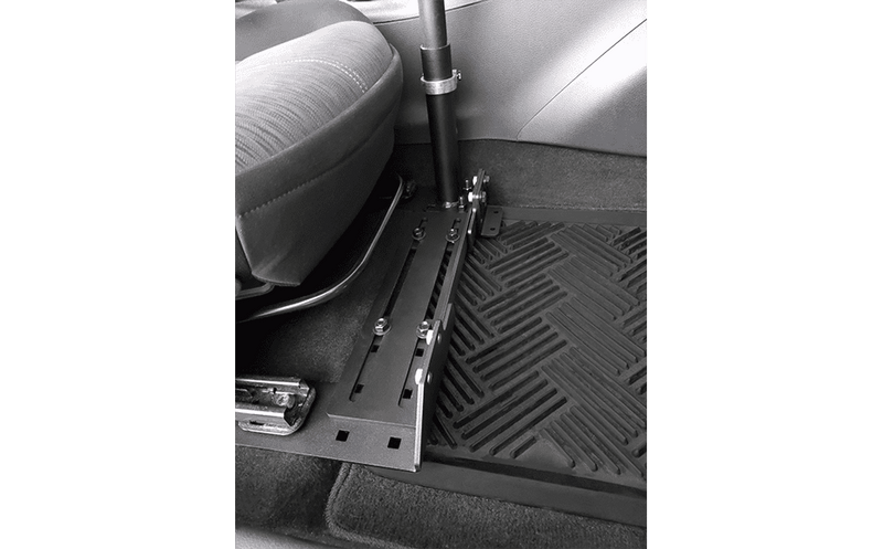 Gamber-Johnson - under seat mount - universal, adjustable