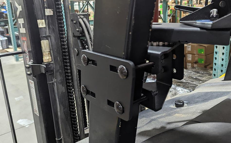 Gamber-Johnson - mount - with locking swing arm mount