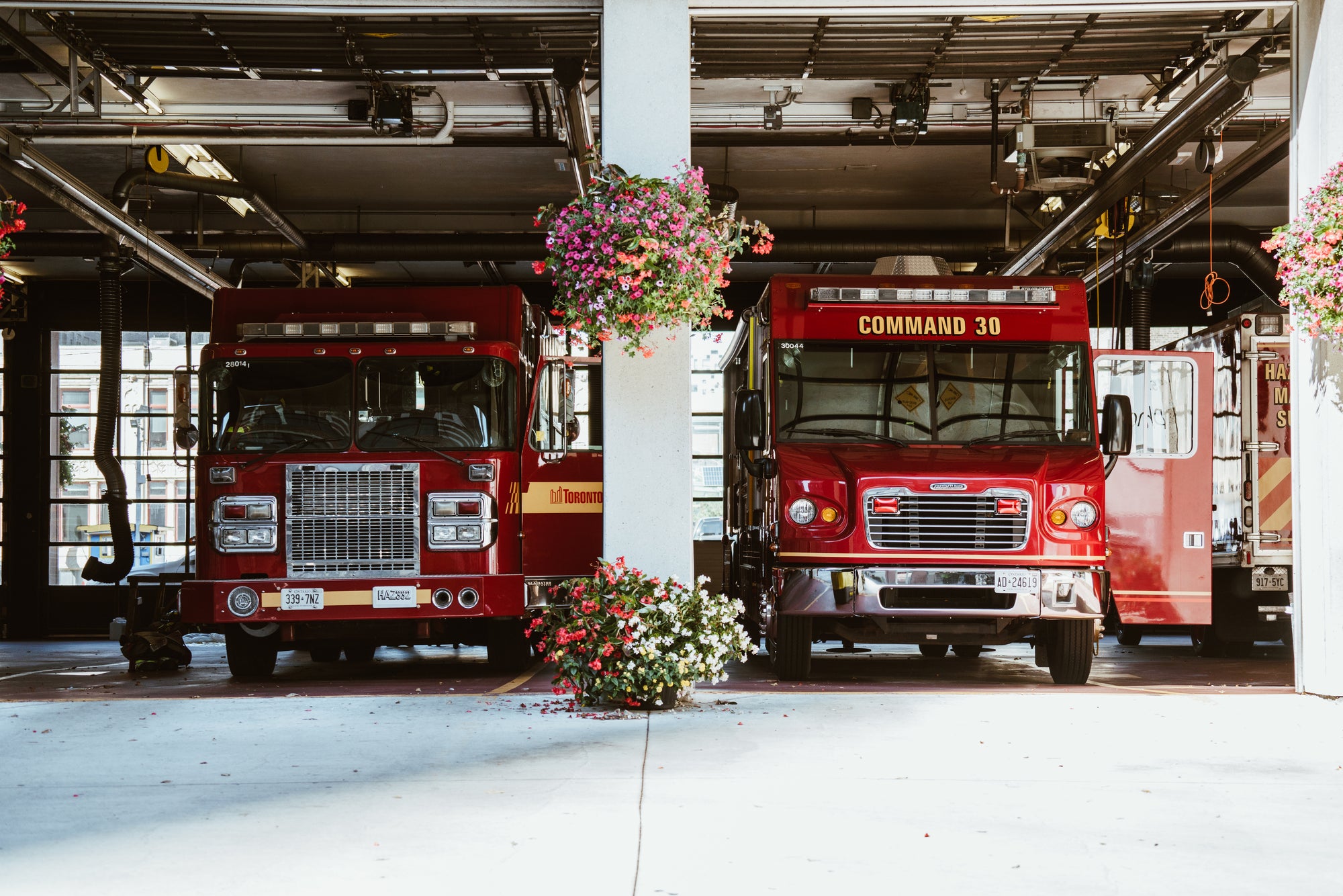 FIRE & RESCUE